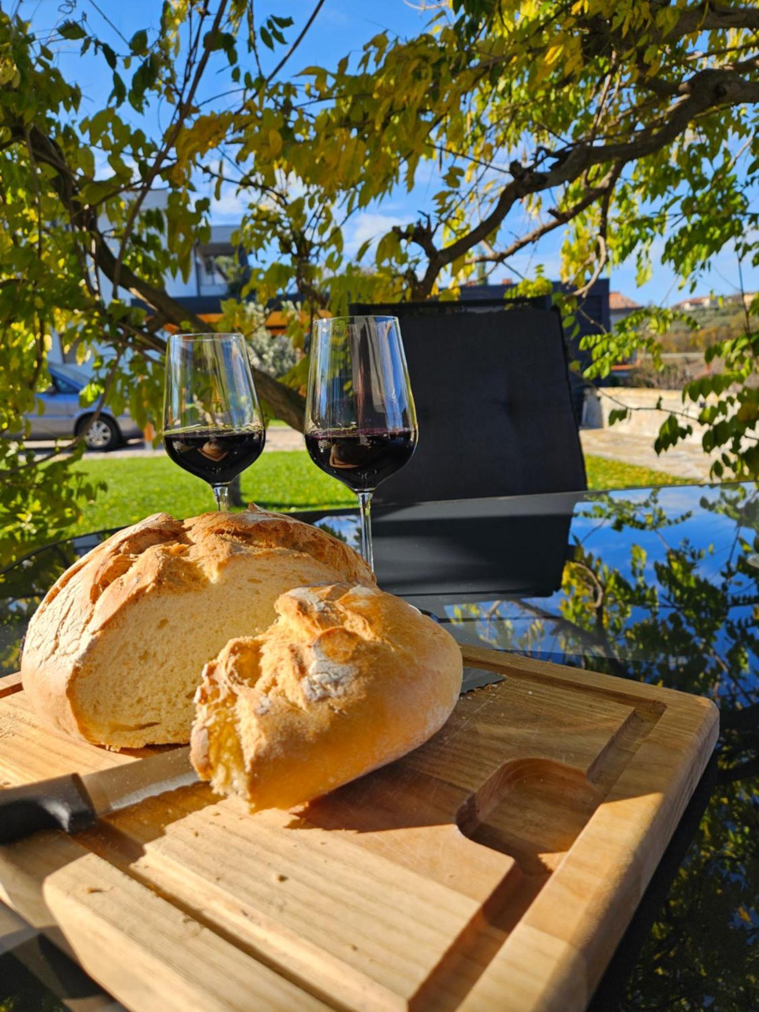 Casa Miranda - Family Comfort In A Quiet Area, Near The Sea, With Bbq And Free Parking Zgornje Skofije Exterior foto