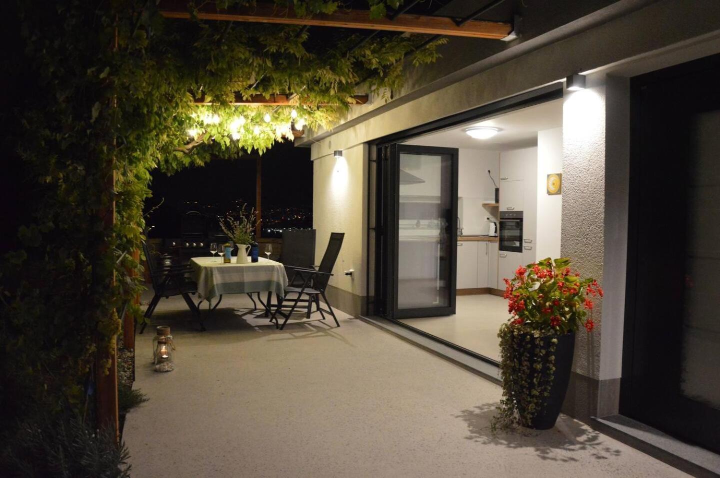 Casa Miranda - Family Comfort In A Quiet Area, Near The Sea, With Bbq And Free Parking Zgornje Skofije Exterior foto