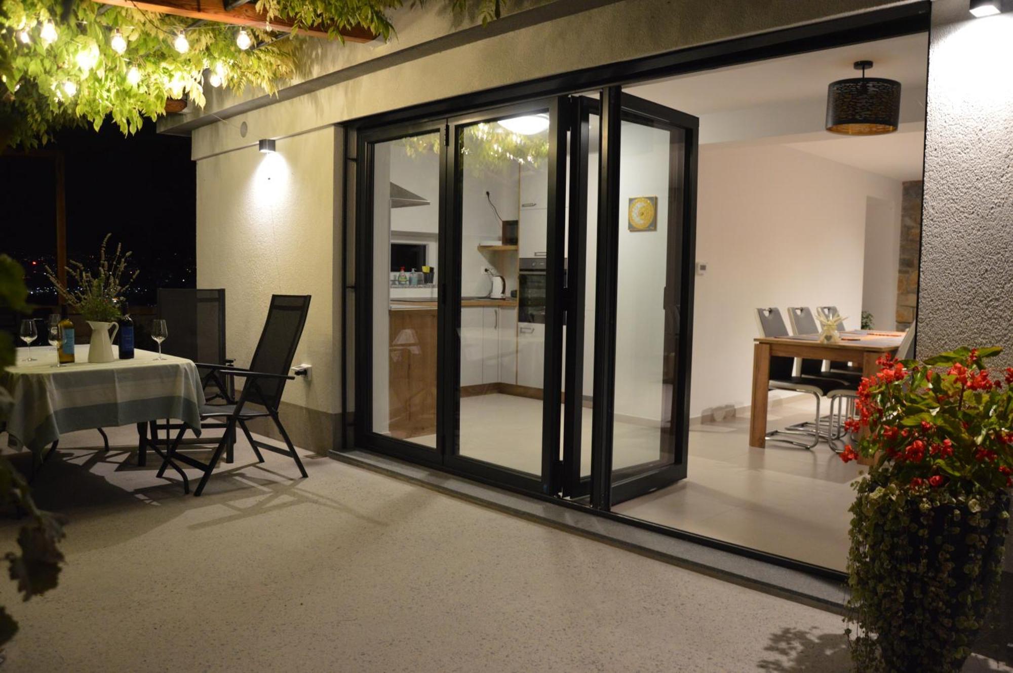 Casa Miranda - Family Comfort In A Quiet Area, Near The Sea, With Bbq And Free Parking Zgornje Skofije Exterior foto